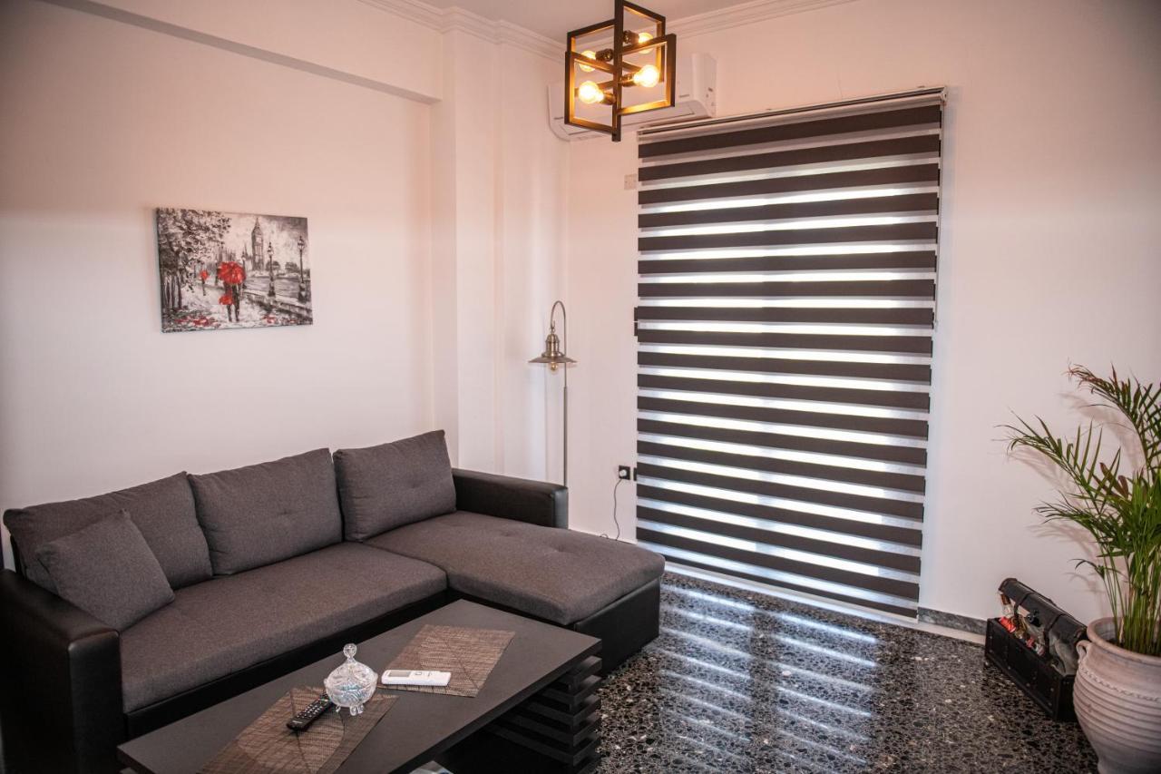 Sophia'S Place Piraeus Exterior photo